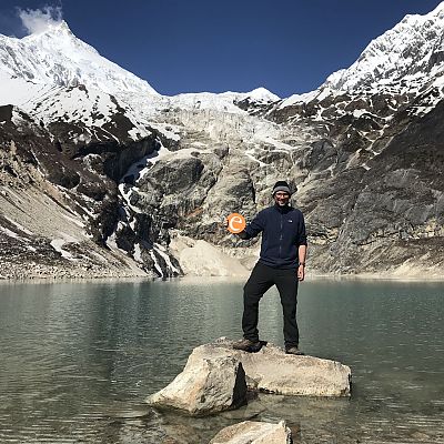 April 2019, Nepal: Unser Peter wollte mit dem "e" 4 Wochen lang gaaaanz hoch hinaus. Es ging nach Nepal, einmal rund um den Manaslu (8.163 m), den achthöchsten Berg der Erde.