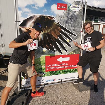 August 2019: Unsere Gipelstürmer Stefan und Peter gehen beim Karwendelmarsch an den Start.