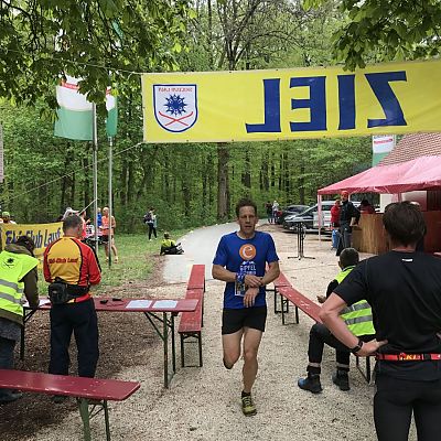 Mai 2019: Gipfelstürmer Stefan schafft es beim Moritzberglauf in 00:43:13 in die TOP10. WOW!
