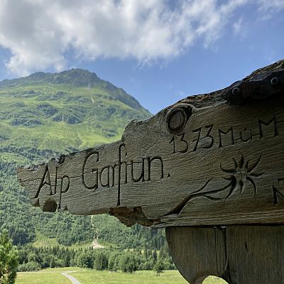 Nächster Halt: Alp Garfiun (1.373 m).
