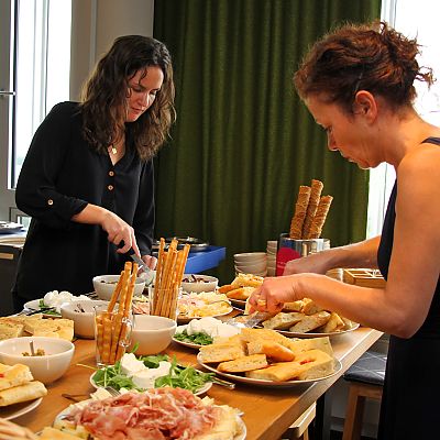 September 2022: 14. Ausgabe der kulinarischen exito Weltreise „Cook your Country“. Victoria aus Italien hat unser Team mit Köstlichkeiten aus ihrer Heimat verwöhnt.
