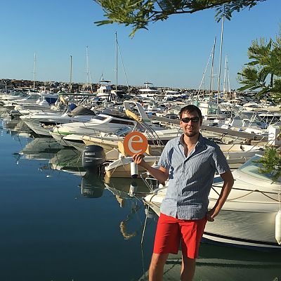 August 2016, Frankreich: Unser "e" mit Boris (intelliAd) am Yachthafen von Saint Tropez ...