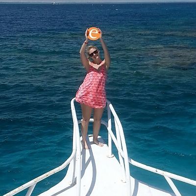 April 2015, Ägypten: "e" auf hoher See! Unser "e" hat letzte Woche zum ersten Mal den afrikanischen Kontinent besucht und mit Julia Urlaub im Badeort Hurghada am Roten Meer (Ägypten) gemacht.