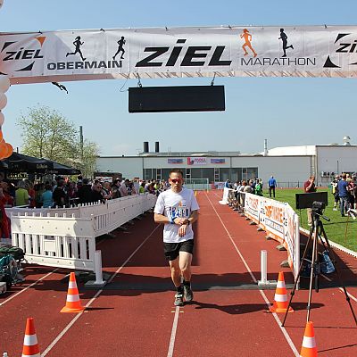 Stefan landet beim Obermain-Marathon in einer sehr starken Zeit von 03:19:39 auf einem mehr dem 15. Platz und belegte damit in der Altersklasse M40 Platz 7.