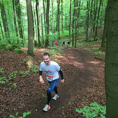Frankenweg-Lauf 2016: Lukas beim Aufstieg nach Leienfels.
