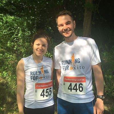 Frankenweg-Lauf 2015: Ana und Lukas vor dem Start zum 25 km Lauf in Pottenstein.