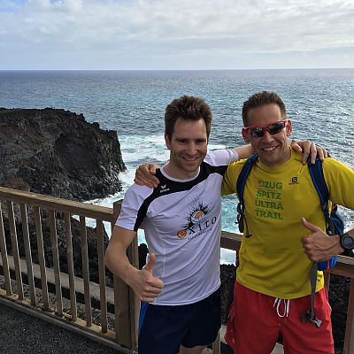 Am Donnerstag vor dem Rennen unternehmen Stefan und Bart einen kleinen Erkundungs-Run im Süden der Insel.