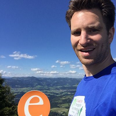 Juni 2017, Grazer Bergland: Wenn unser Bart schon mal in Graz ist, dann erkundet er auch das Grazer Bergland. Am Tag nach dem Fifteen Seconds Festival im Trailrunning-Modus auf dem 1.445 m hohen Schöckl.