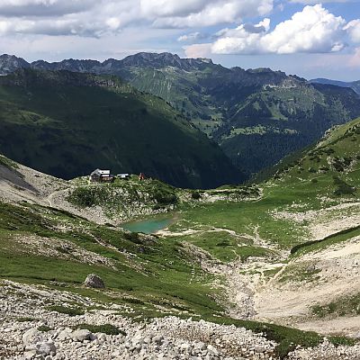 Die letzte Hütte auf der 1. Alpencross-Etappe.
