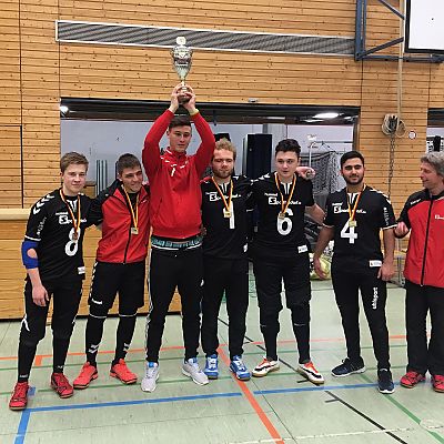 November 2017: Hurra, Nürnberg wird Deutscher Meister 2017. Ehrenamtlicher Einsatz bei der Deutschen Jugendmeisterschaft 2017 im Goalball.