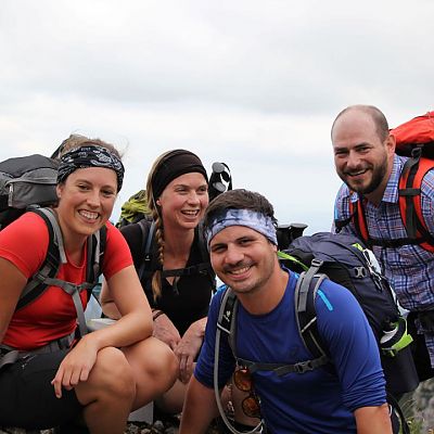 Juli 2017: 1. AlpenCross Etappe. Nicole, Verena, Tobias und Michael kurz vor der Bad Kissinger Hütte.